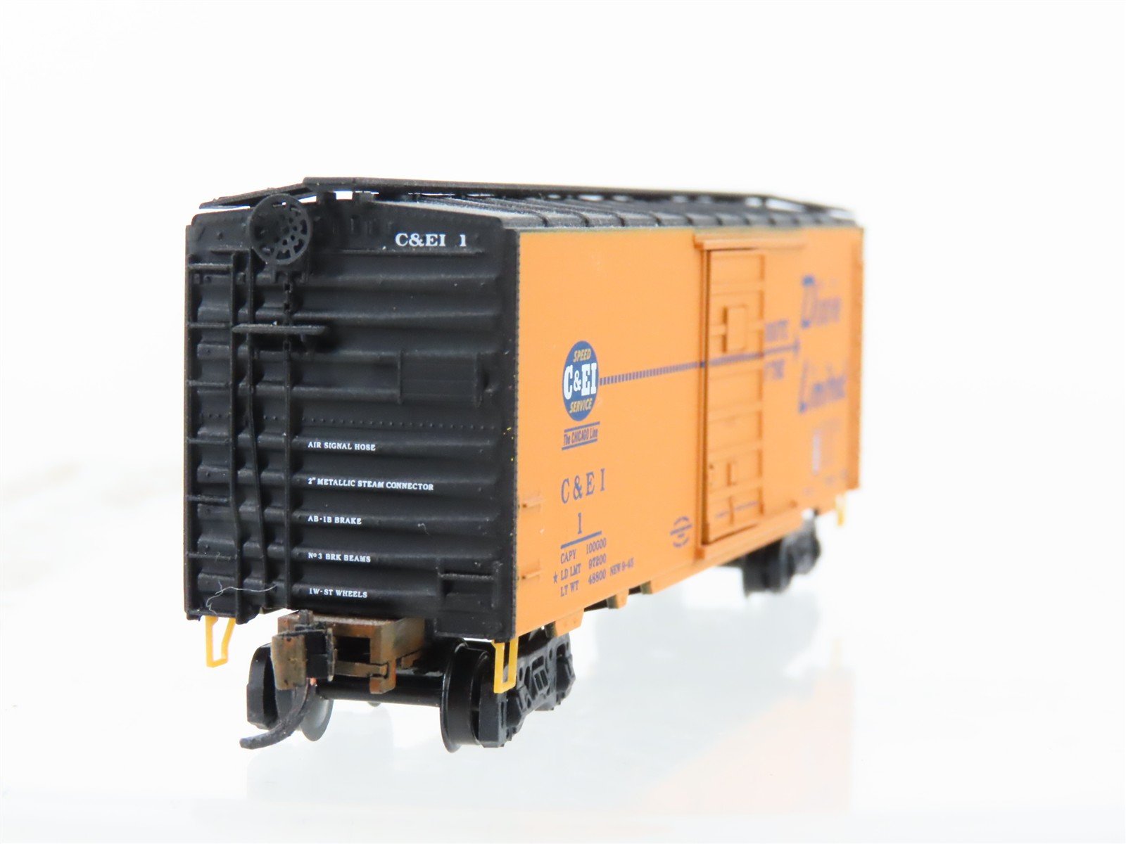 N Micro-Trains 20701 C&EI Chicago & Eastern Illinois 40' Boxcar #1 Weathered