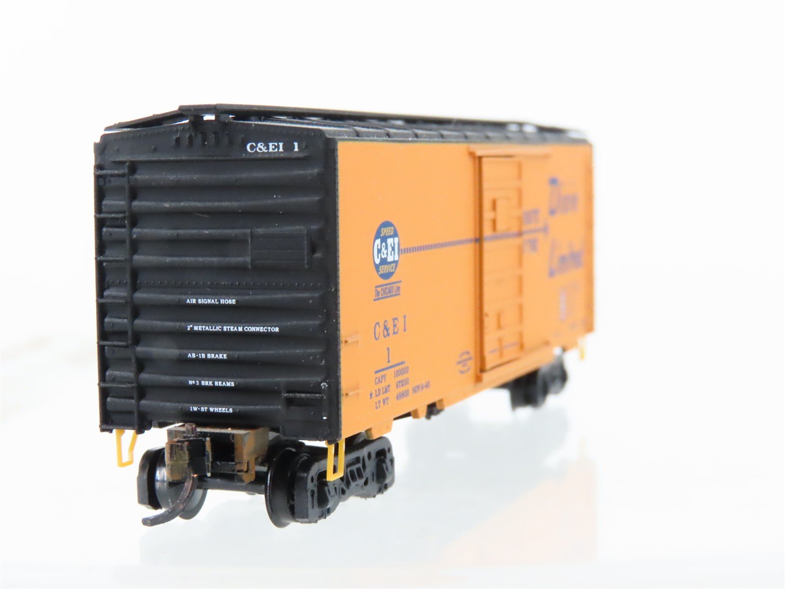 N Micro-Trains 20701 C&EI Chicago & Eastern Illinois 40' Boxcar #1 Weathered