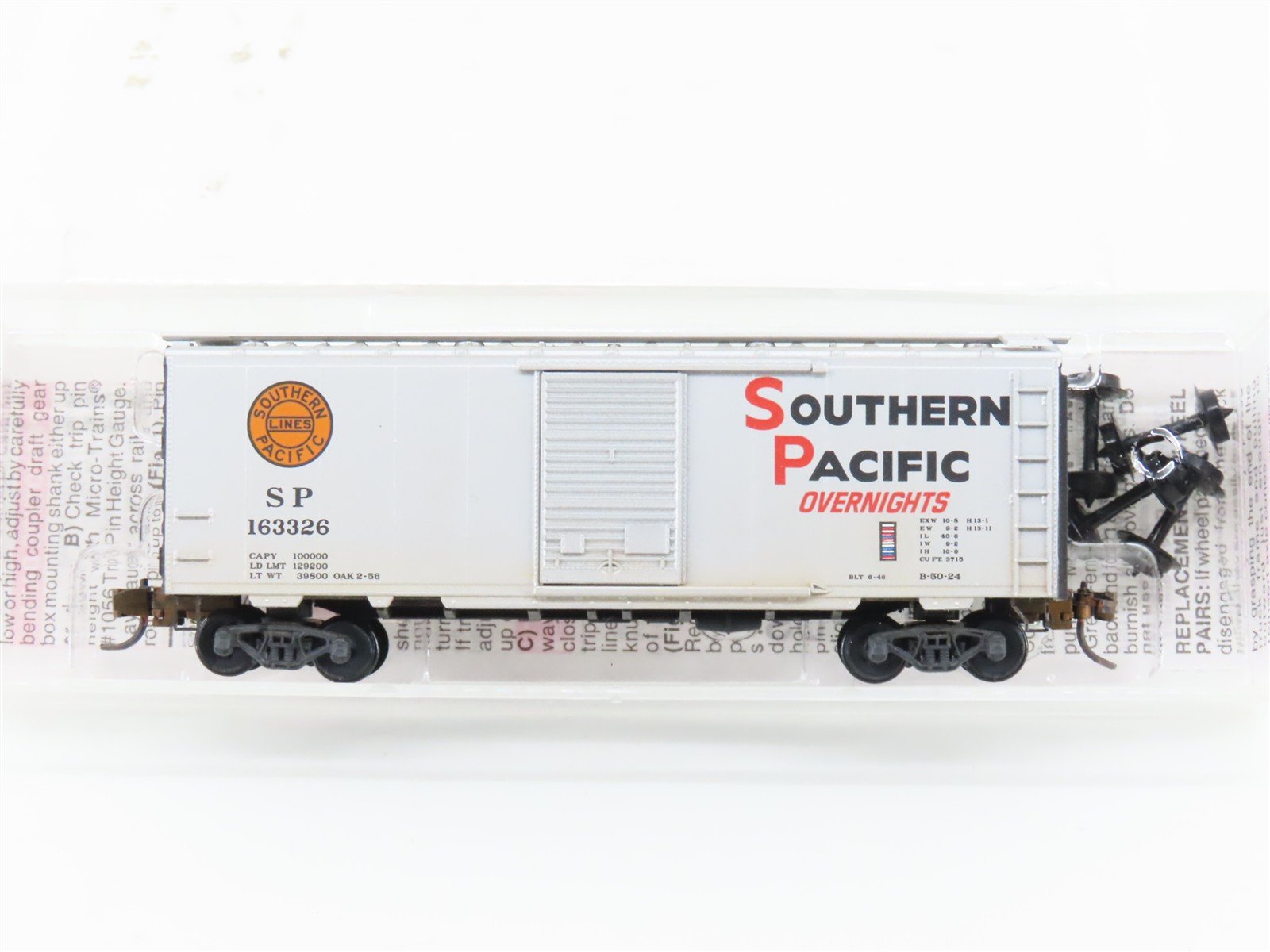 N Scale Micro-Trains 20760 SP Southern Pacific 40' Boxcar #163326 Weathered