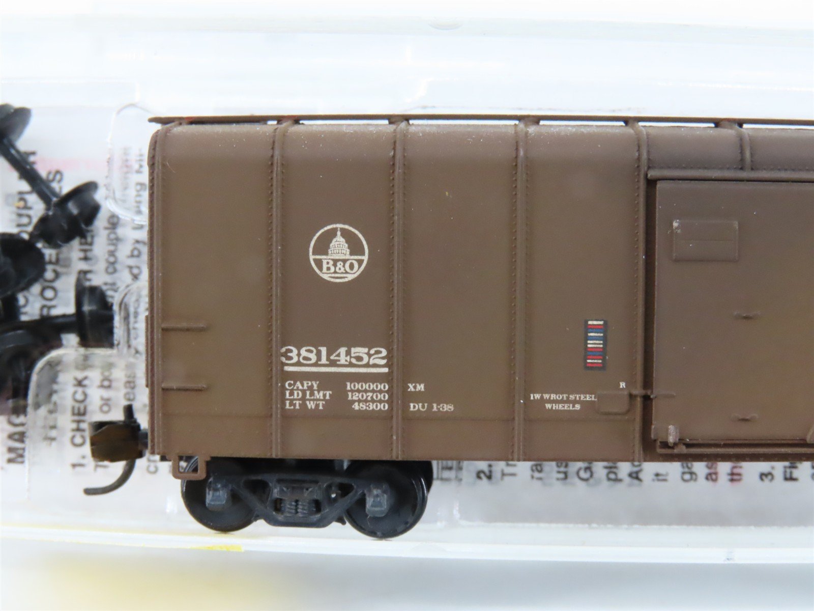 N Scale Micro-Trains 20346/1 B&O Baltimore & Ohio 40' Boxcar #381452 Weathered