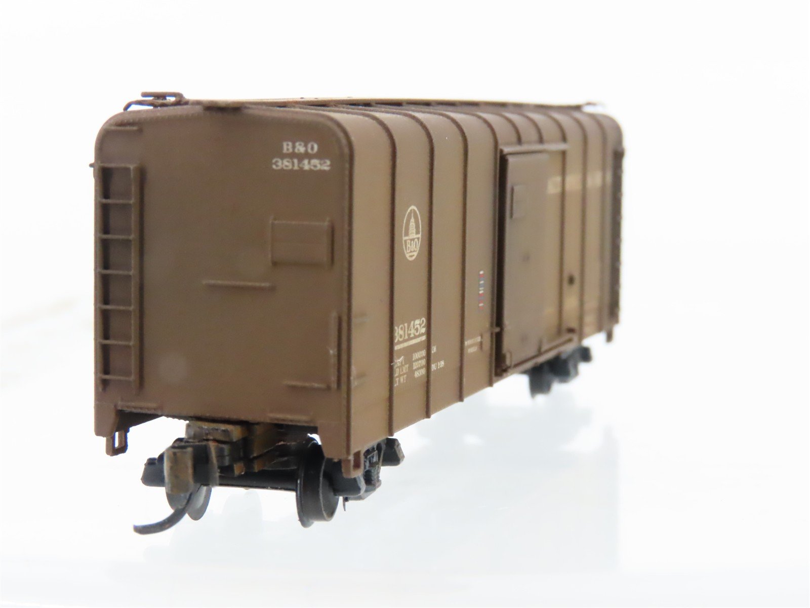 N Scale Micro-Trains 20346/1 B&O Baltimore & Ohio 40' Boxcar #381452 Weathered