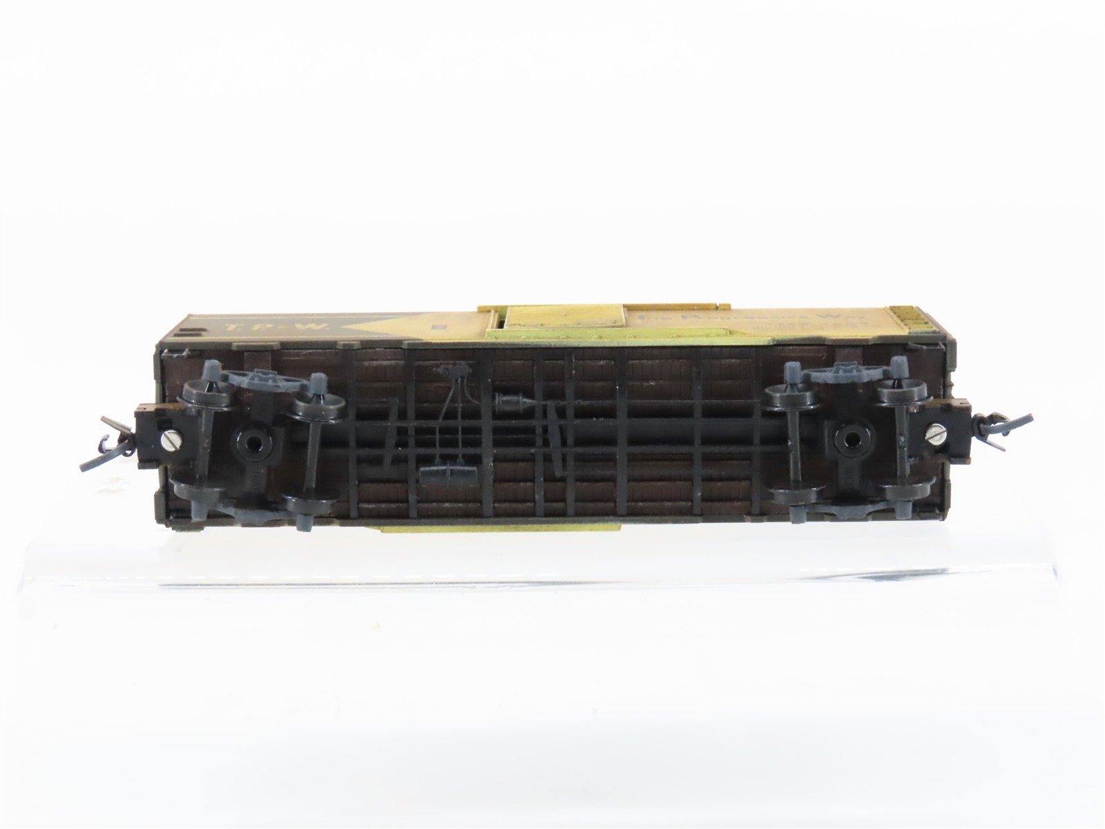 N Micro-Trains 02000716 TP&W Toledo Peoria Western 40' Boxcar #7069 Weathered