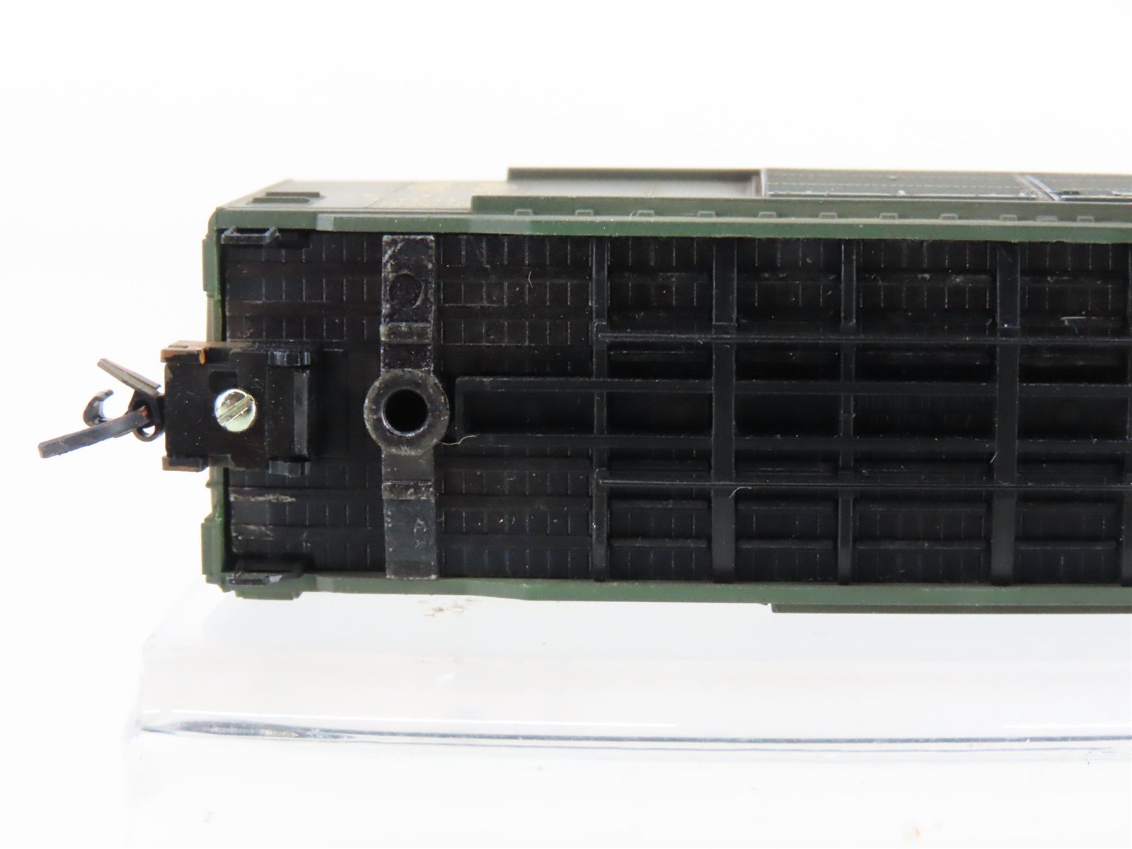 N Scale Micro-Trains MTL 34260 ATSF Santa Fe 40' Boxcar #10000 Weathered