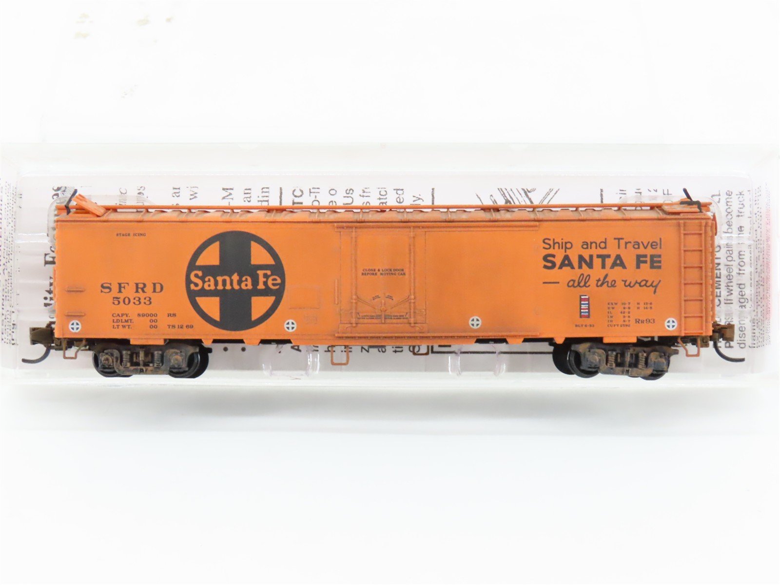 N Scale Micro-Trains MTL 52050 SFRD Santa Fe 52' Reefer #5033 Weathered