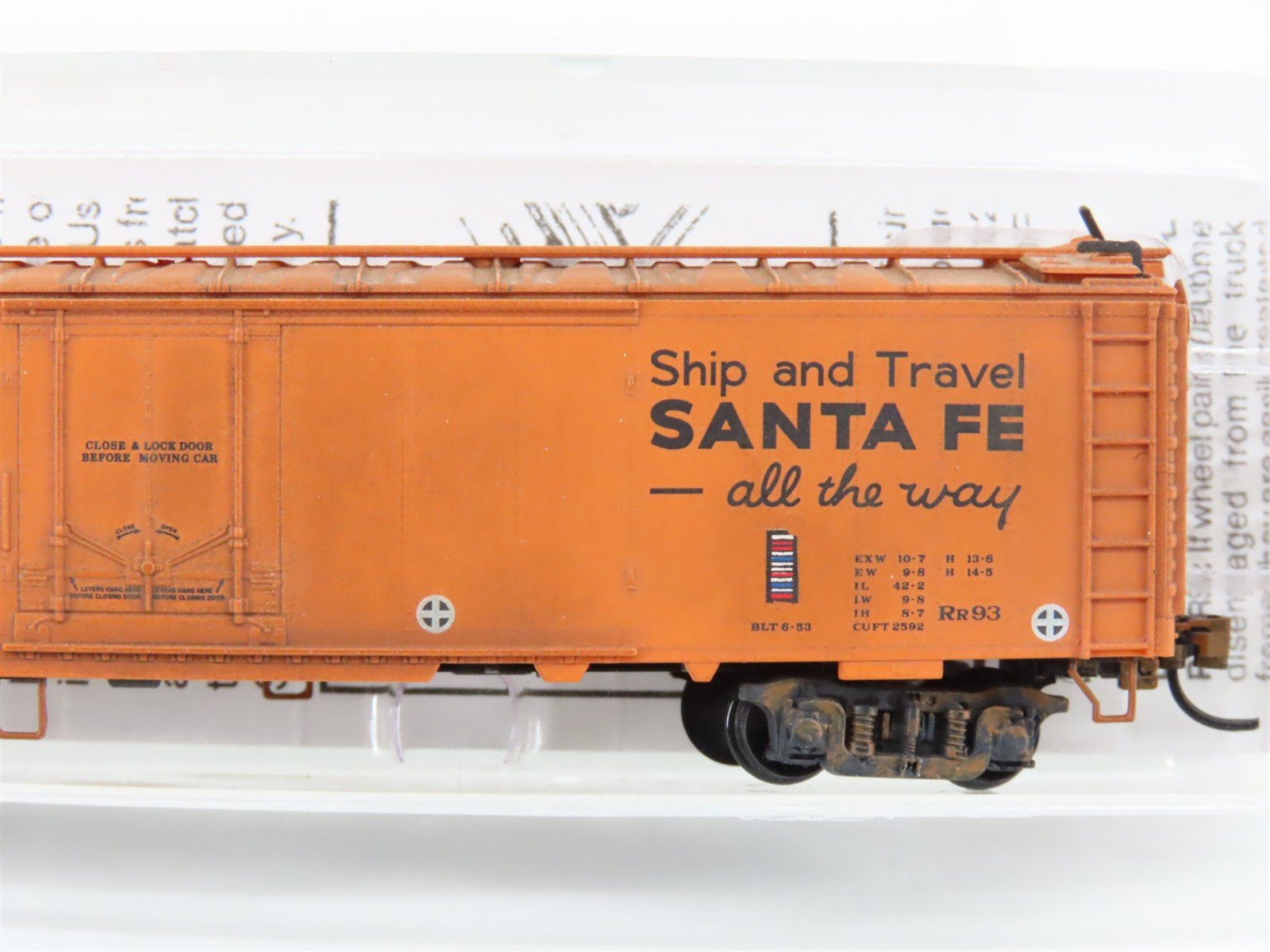 N Scale Micro-Trains MTL 52050 SFRD Santa Fe 52' Reefer #5033 Weathered