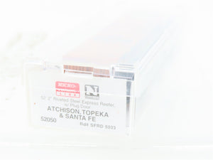 N Scale Micro-Trains MTL 52050 SFRD Santa Fe 52' Reefer #5033 Weathered
