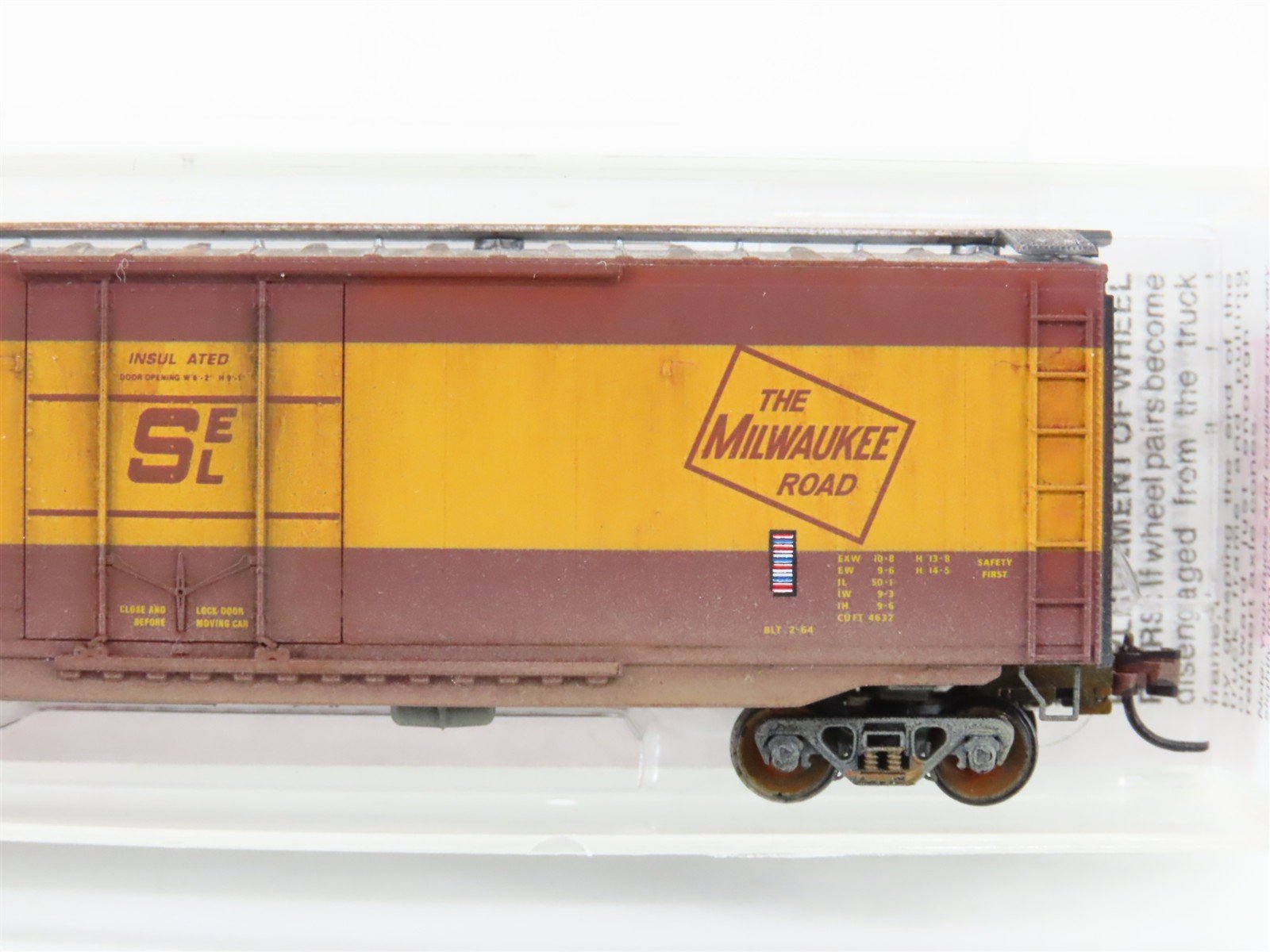 N Scale Micro-Trains MTL 03200420 MILW Milwaukee Road 50' Boxcar #2635 Weathered