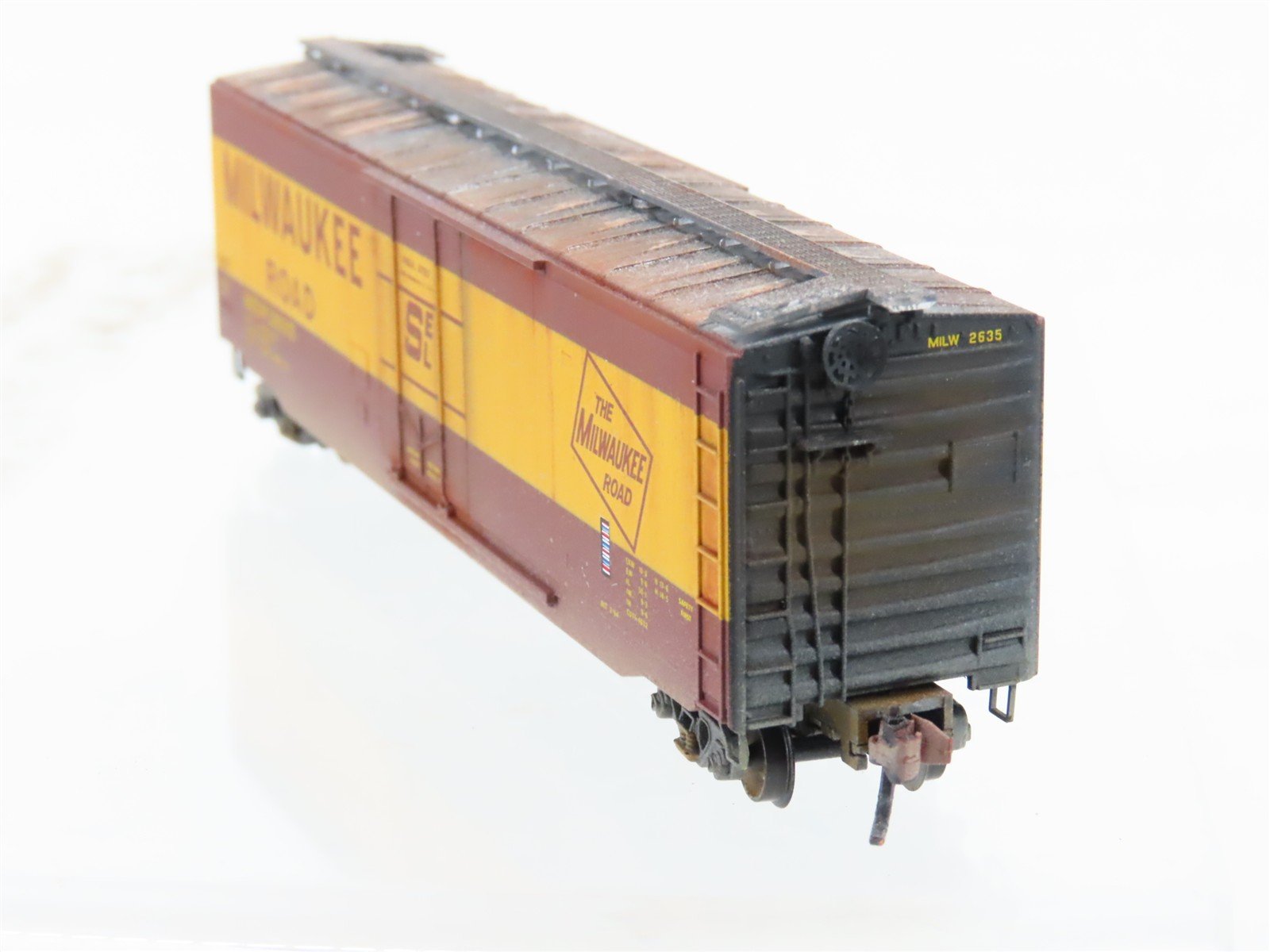 N Scale Micro-Trains MTL 03200420 MILW Milwaukee Road 50' Boxcar #2635 Weathered