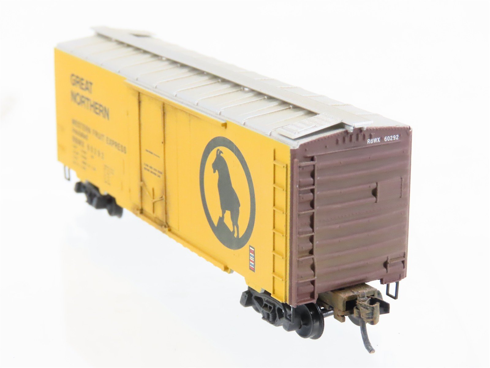 N Scale Micro-Trains MTL 21460 RBWX Western Fruit 40' Boxcar #60292 Weathered