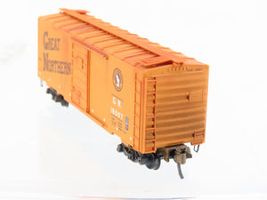 N Scale Micro-Trains MTL 20416 GN Great Northern 40' Boxcar #18007 Weathered
