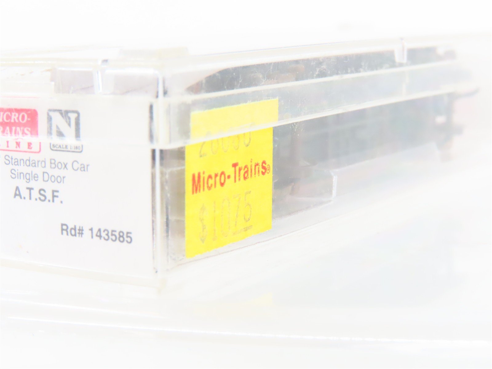 N Scale Micro-Trains MTL 20060 ATSF Santa Fe 40' Boxcar #143585 Weathered