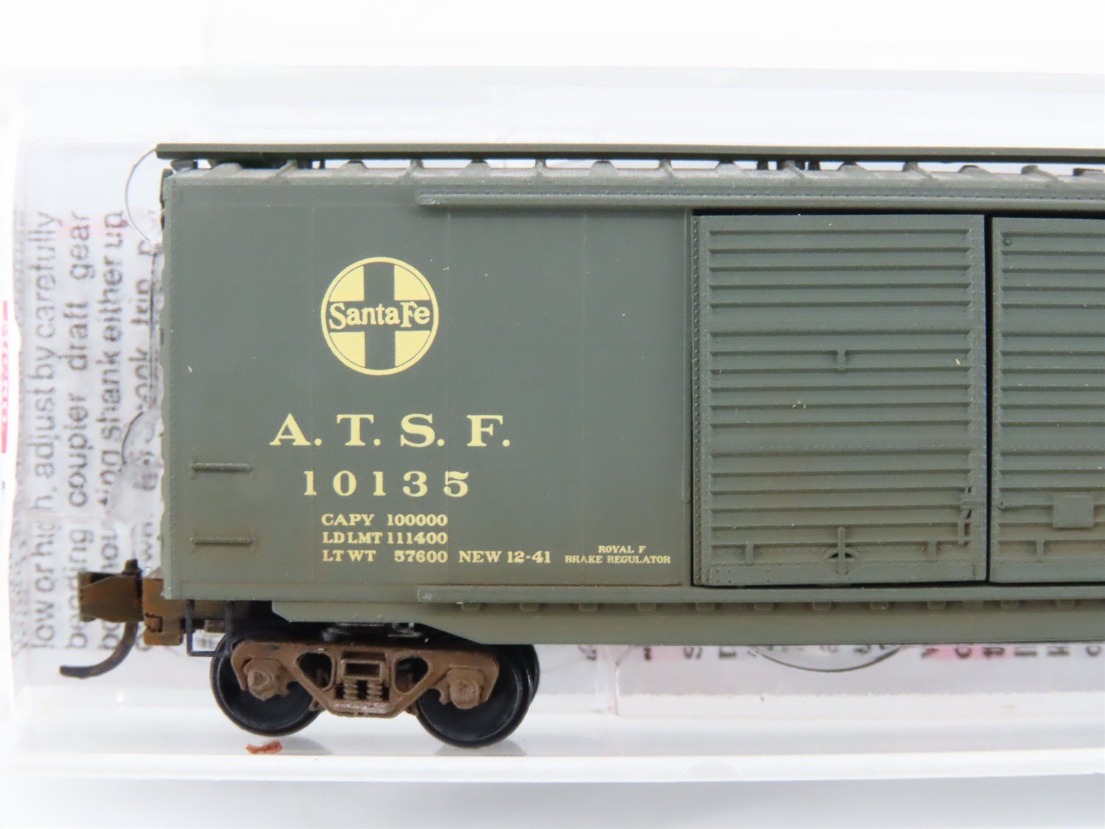 N Scale Micro-Trains MTL 34290 ATSF Santa Fe 50' Boxcar #10135 Weathered