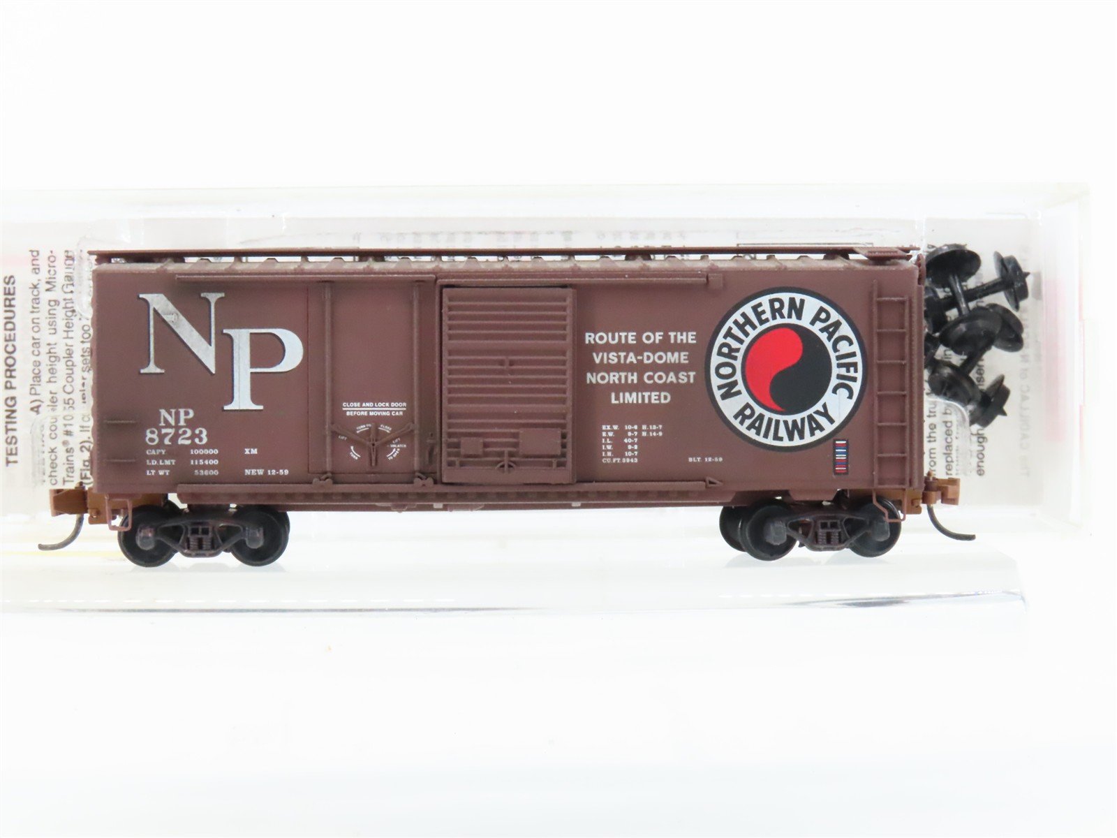 N Scale Micro-Trains MTL 22040 NP Northern Pacific 40' Boxcar #8723 Weathered