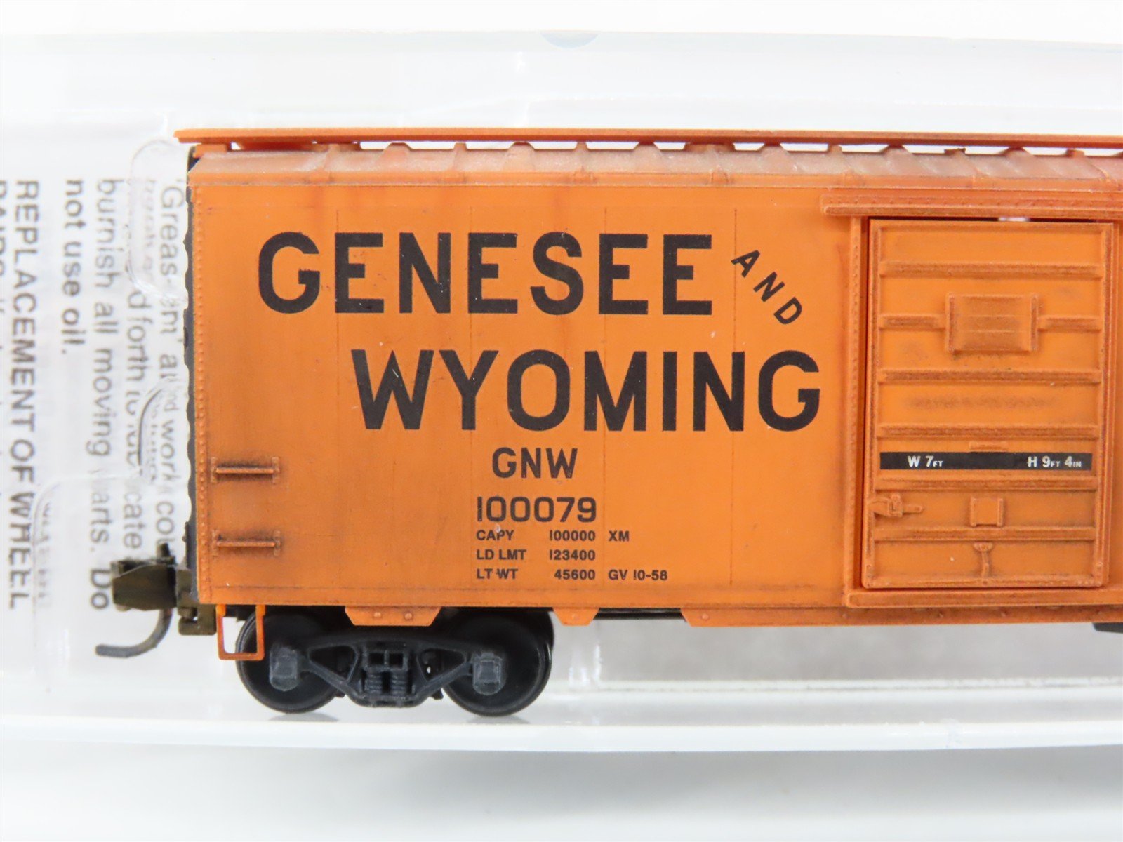N Micro-Trains MTL 02000706 GNW Genesee & Wyoming 40' Boxcar #100079 Weathered