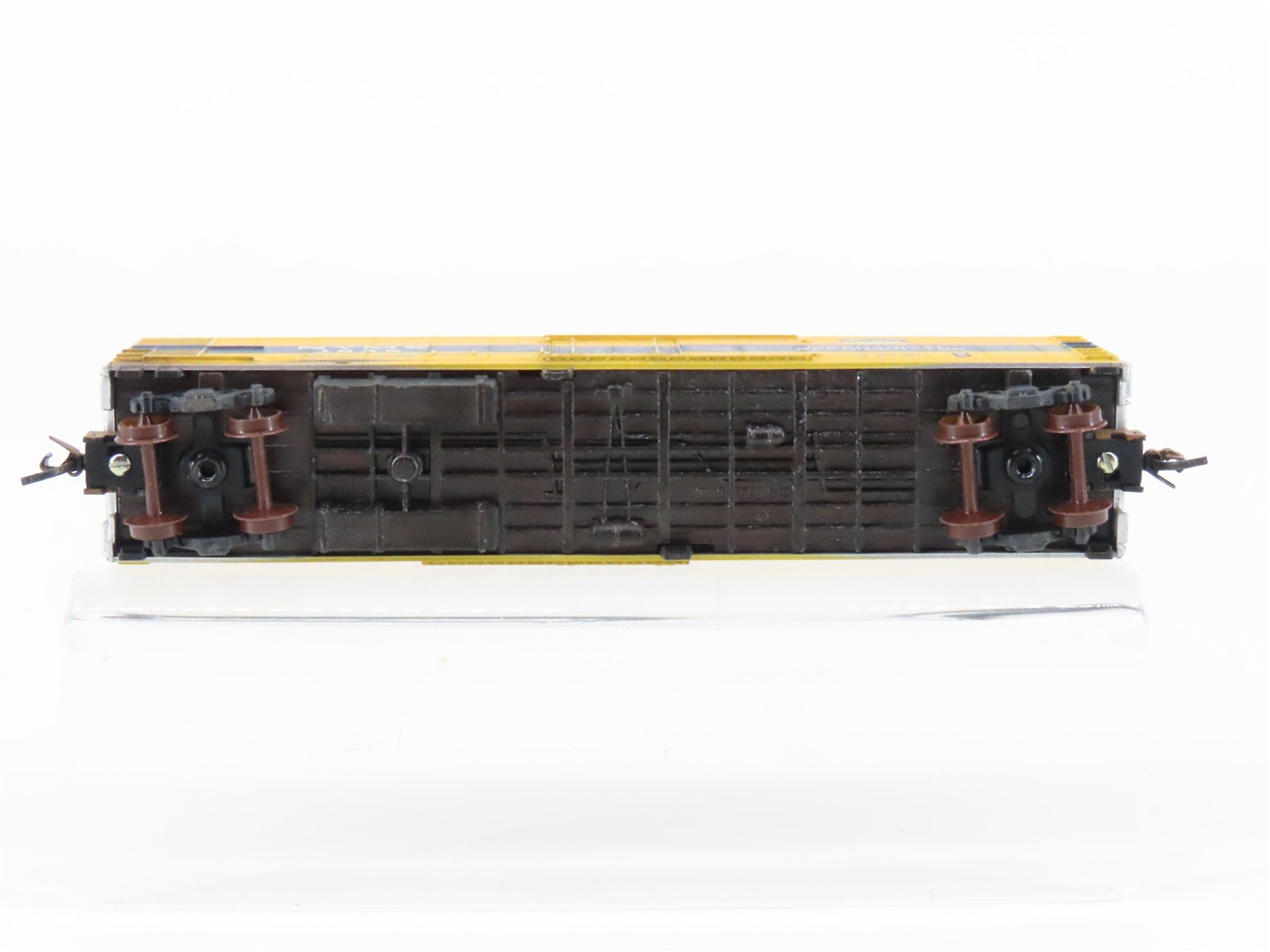 N Scale Micro-Trains MTL 69080 NYMX New York Central 51' Reefer #1025 Weathered