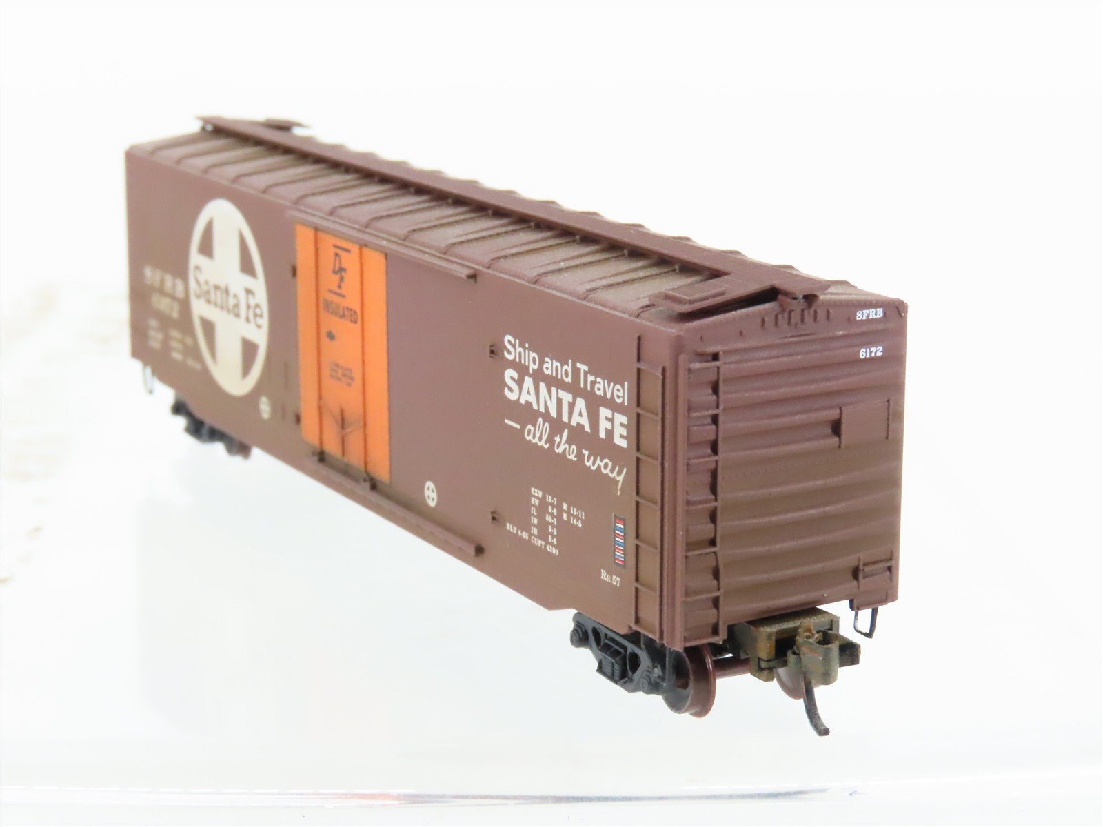 N Scale Micro-Trains MTL 32050/3 SFRB Santa Fe 50' Boxcar #6372 Weathered