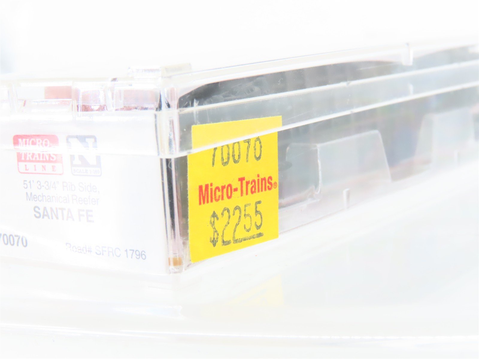 N Scale Micro-Trains MTL 70070 SFRC Santa Fe 51' Mech Reefer #1796 Weathered