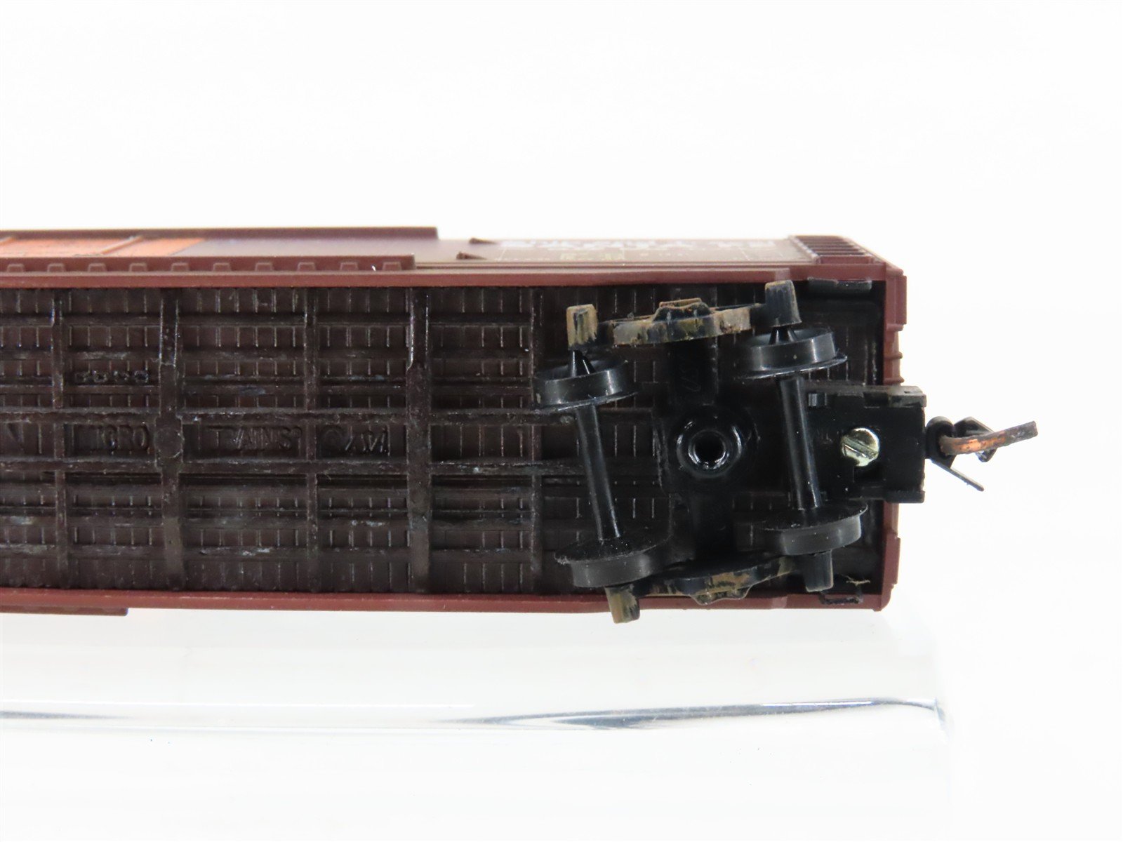 N Scale Micro-Trains MTL 32050/3 SFRB Santa Fe 50' Boxcar #6172 Weathered