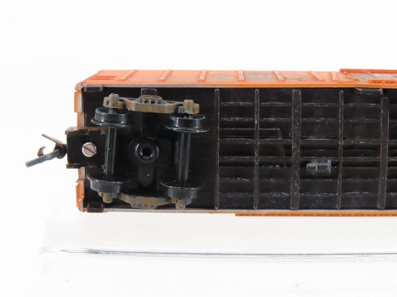 N Scale Micro-Trains MTL 70070 SFRC Santa Fe 51' Mech Reefer #1796 Weathered