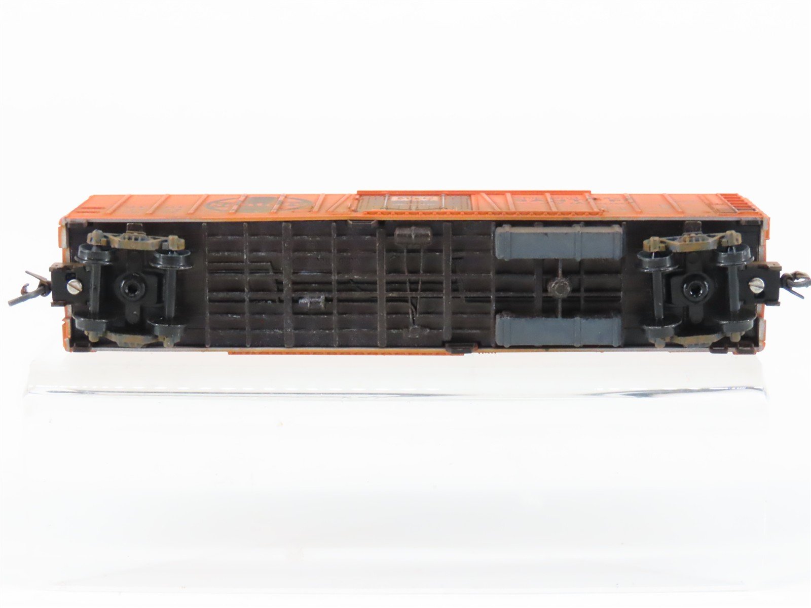 N Scale Micro-Trains MTL 70070 SFRC Santa Fe 51' Mech Reefer #1796 Weathered