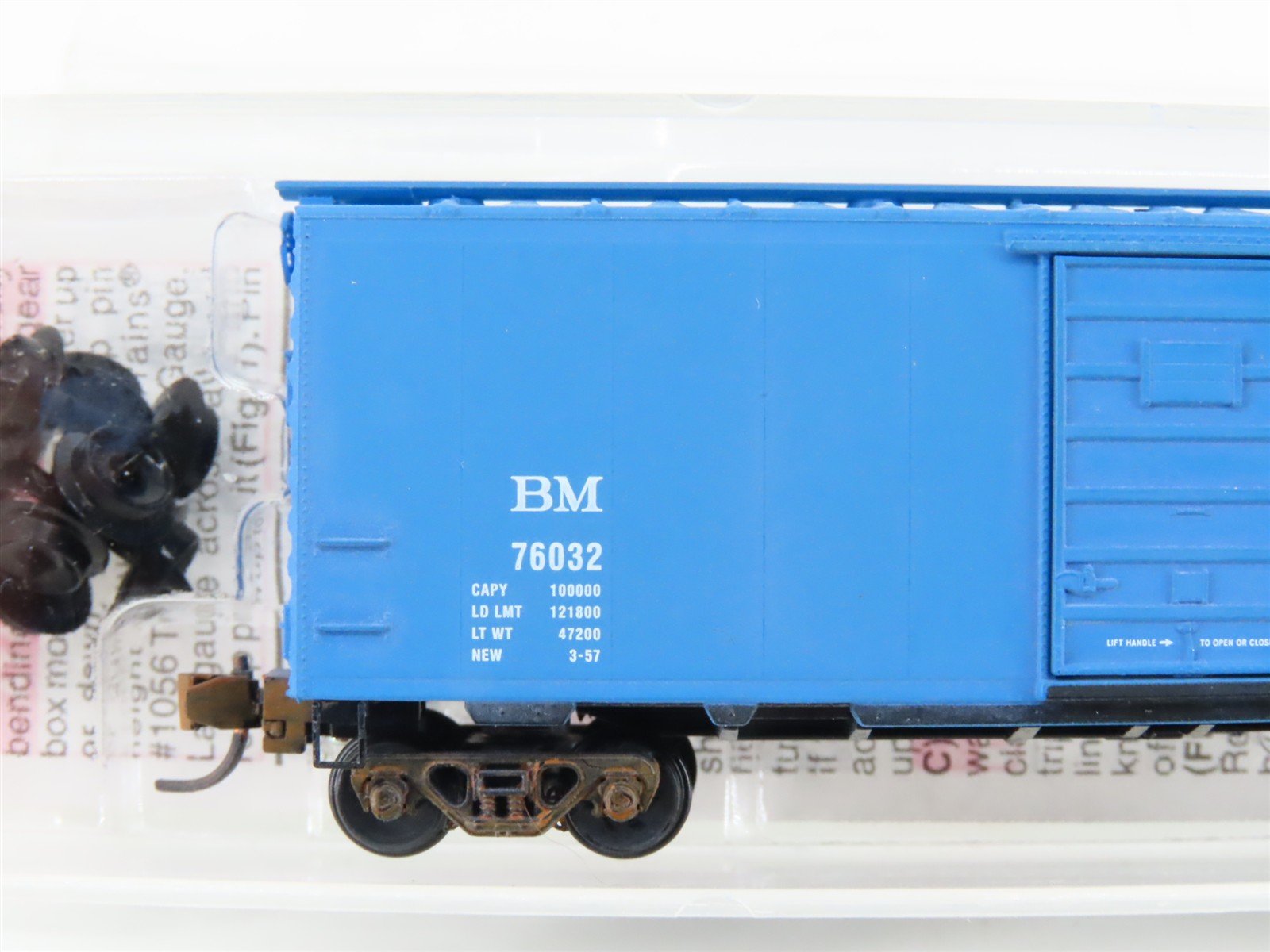 N Scale Micro-Trains MTL 02000696 B&M Boston & Maine 40' Boxcar #1796 Weathered