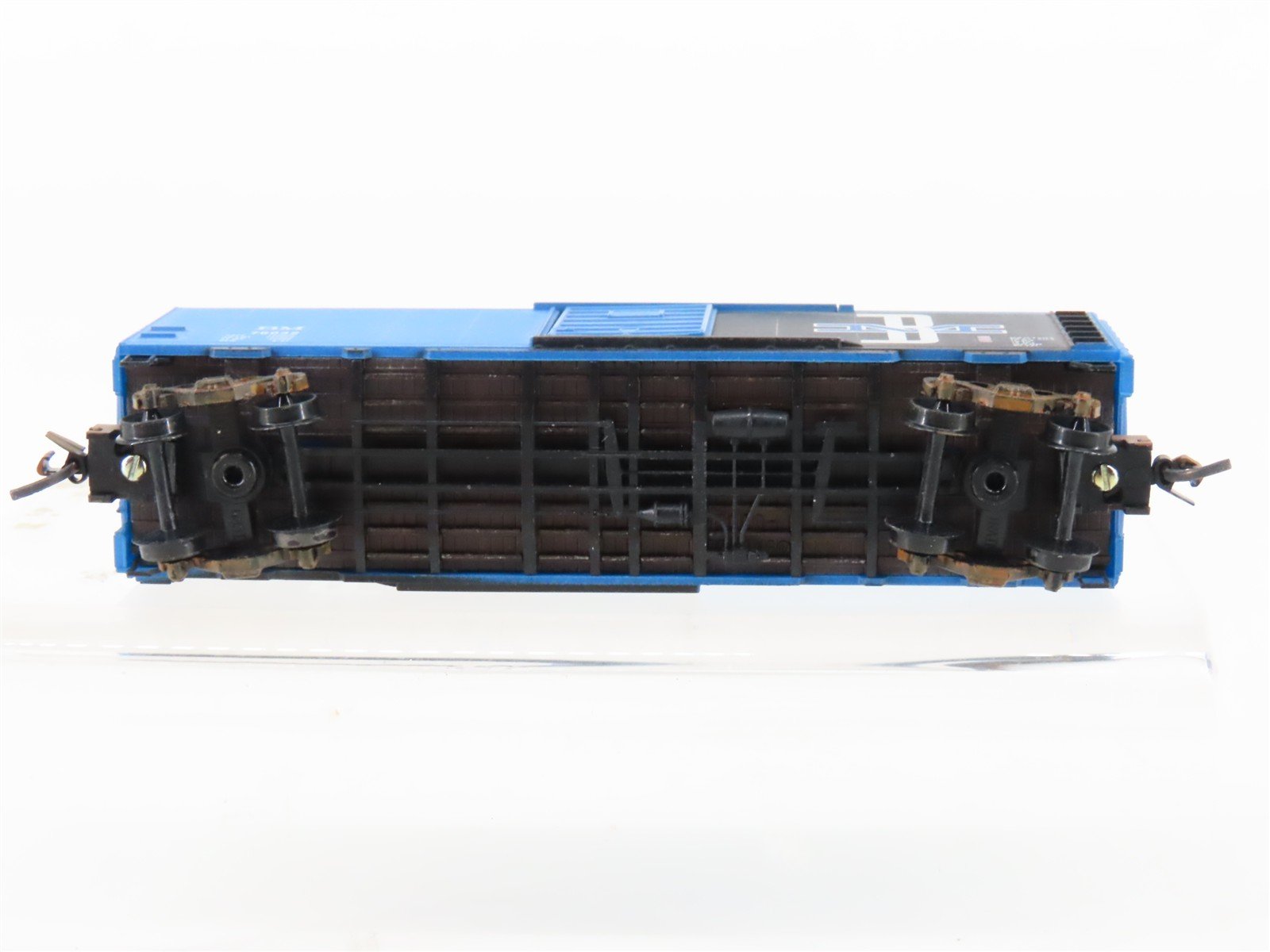 N Scale Micro-Trains MTL 02000696 B&M Boston & Maine 40' Boxcar #1796 Weathered
