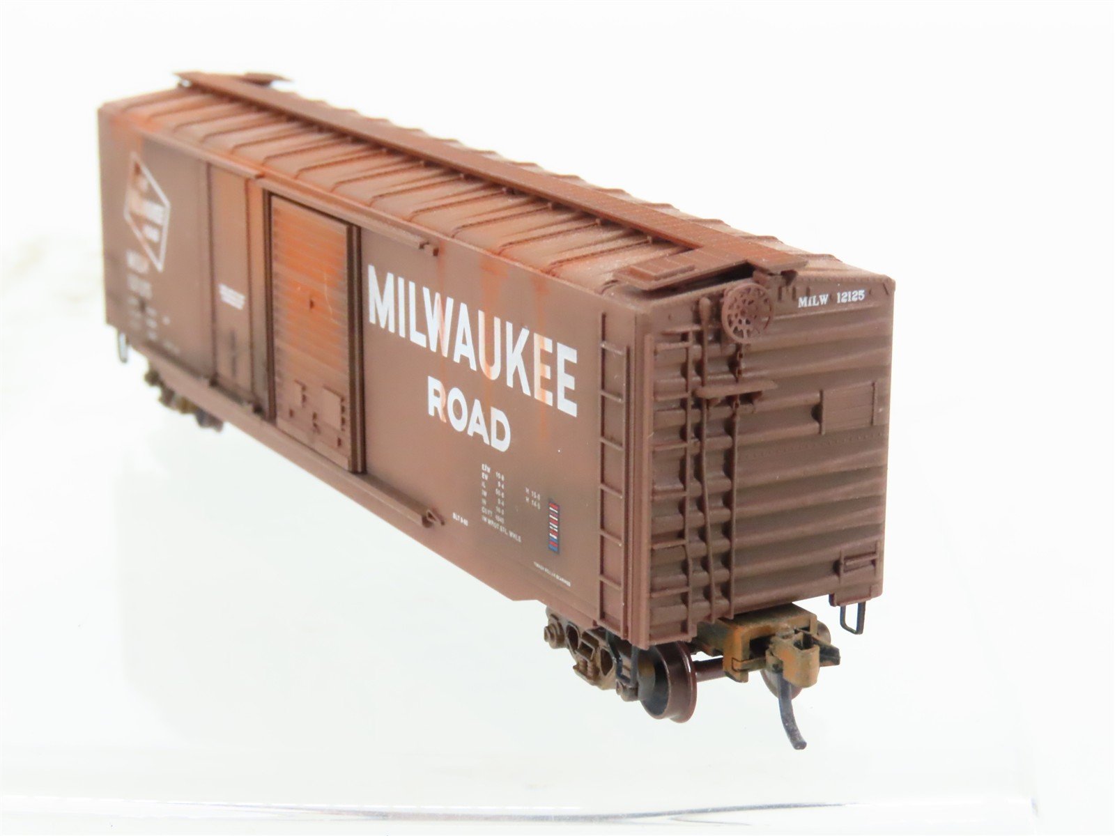 N Scale Micro-Trains MTL 33100 MILW Milwaukee Road 50' Boxcar #12125 Weathered