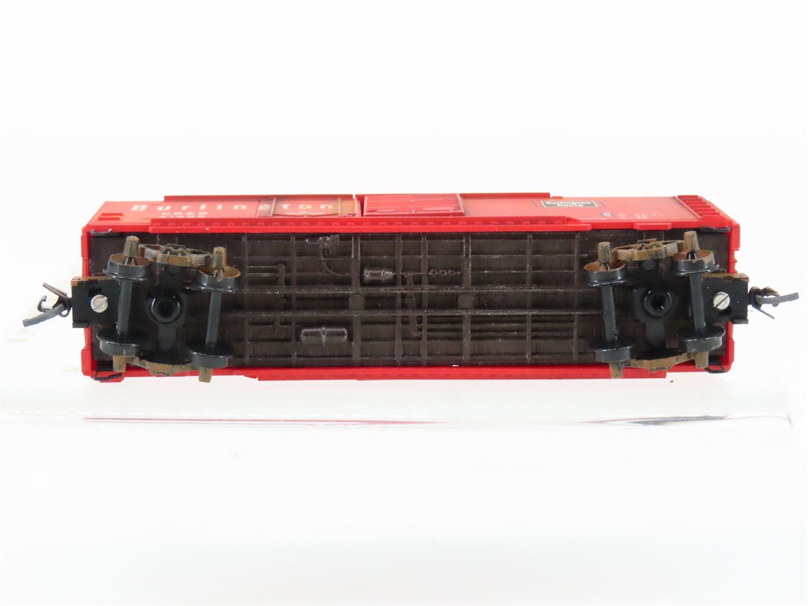 N Scale Micro-Trains MTL 22100 CBQ Burlington 40' Boxcar #41465 Weathered