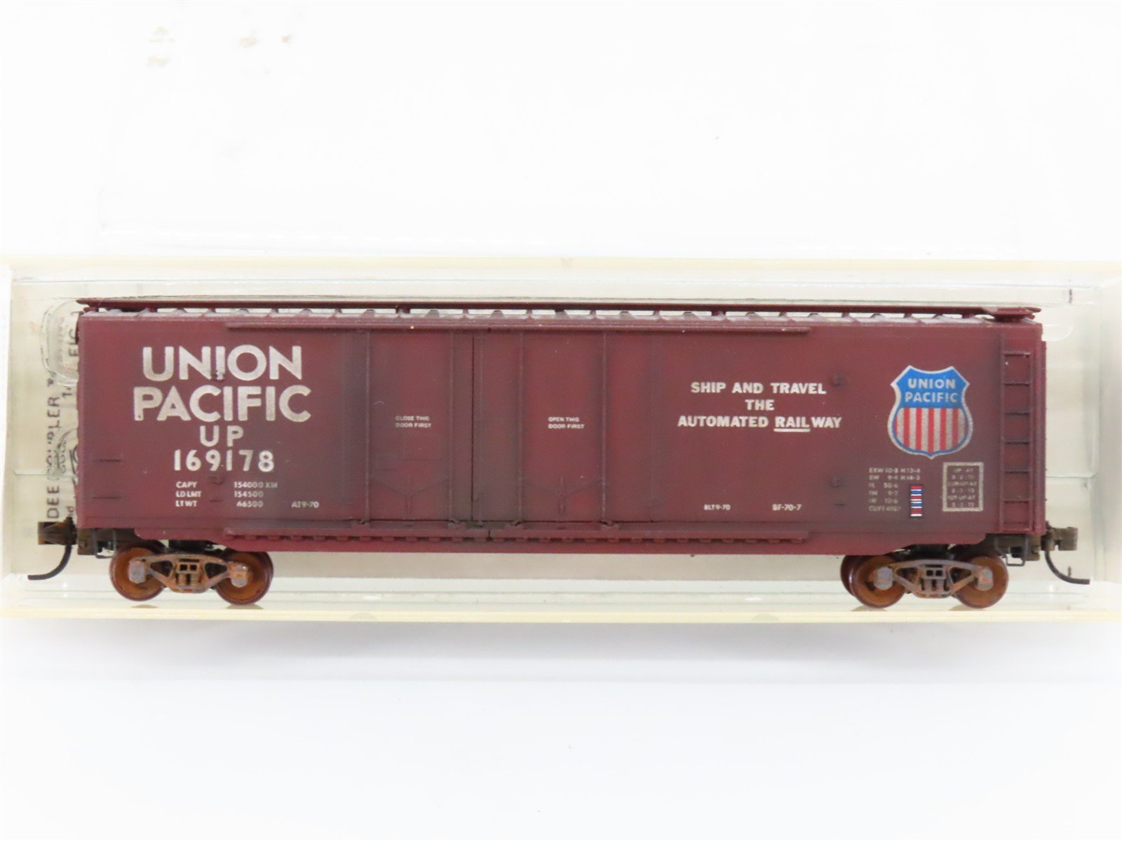 N Micro-Trains/Kadee 36030 SP Southern Pacific 50' Boxcar #169178 Weathered