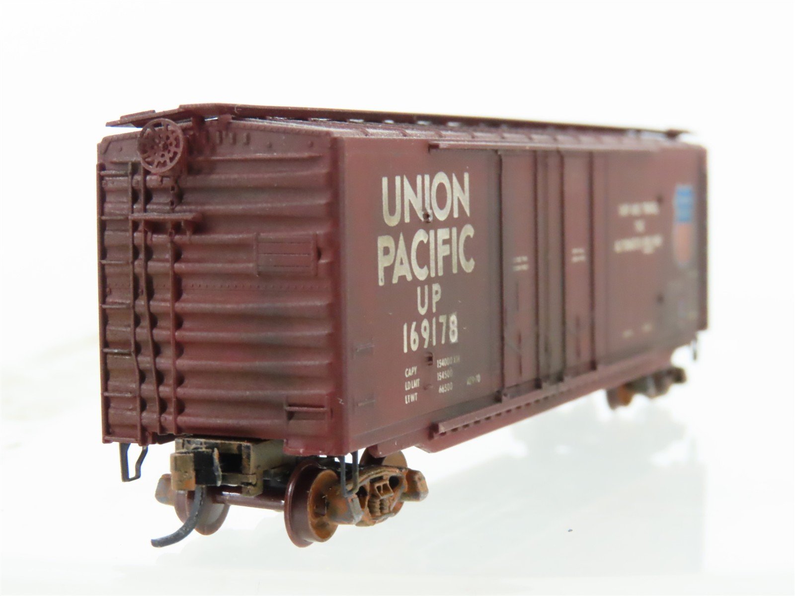 N Micro-Trains/Kadee 36030 SP Southern Pacific 50' Boxcar #169178 Weathered