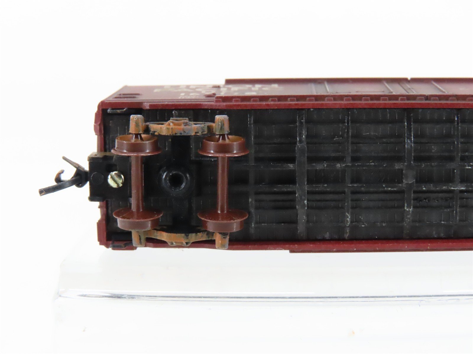 N Micro-Trains/Kadee 36030 SP Southern Pacific 50' Boxcar #169178 Weathered