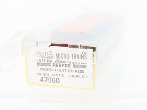 N Micro-Trains/Kadee 47060 PFE Pacific Fruit 40' Reefer #18967 Weathered
