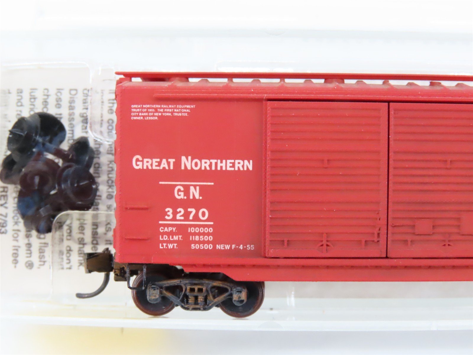 N Scale Micro-Trains MTL 23200 GN Great Northern 40' Boxcar #3270 Weathered