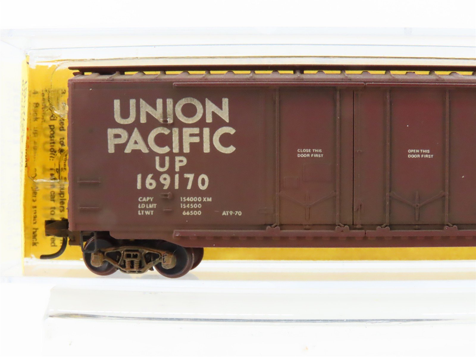 N Micro-Trains/Kadee 36031 UP Union Pacific 50' Boxcar #169170 Weathered