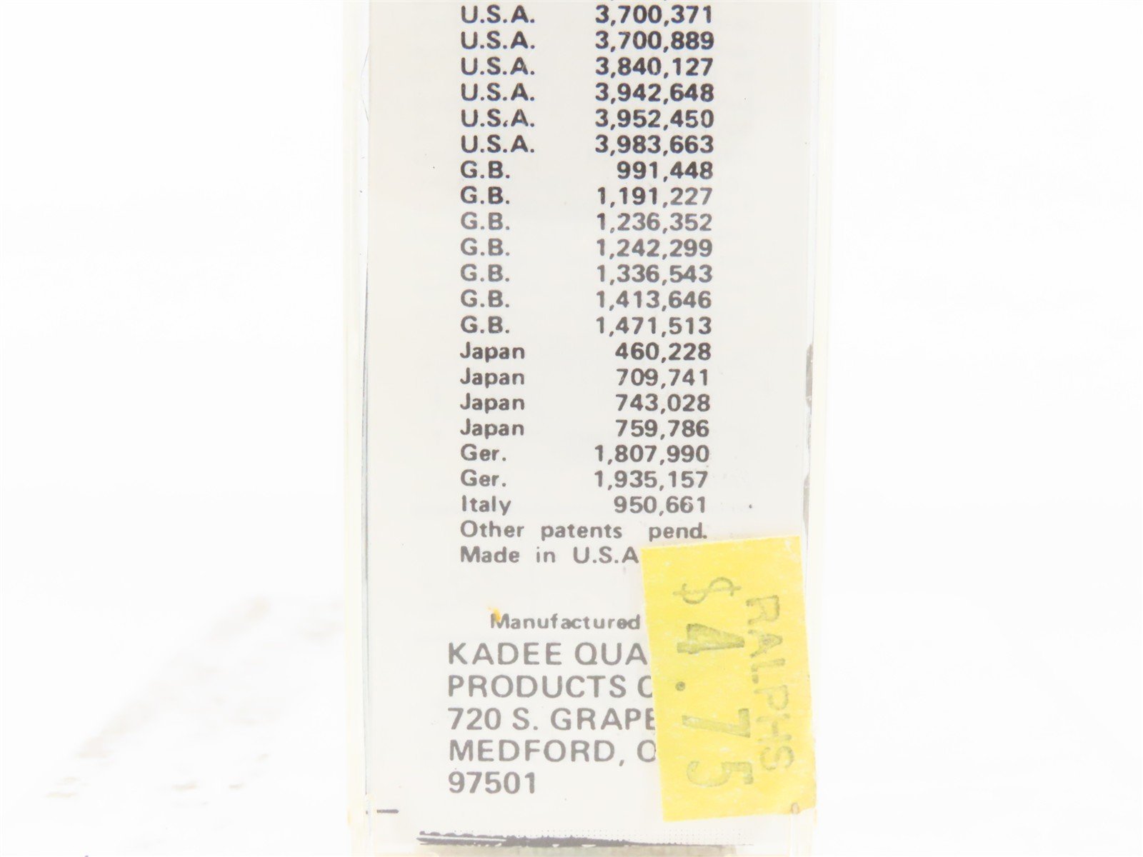 N Scale Micro-Trains/Kadee 47062 PFE Pacific Fruit 40' Reefer #19912 Weathered