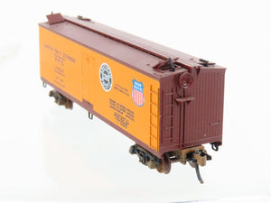 N Scale Micro-Trains/Kadee 47062 PFE Pacific Fruit 40' Reefer #19912 Weathered