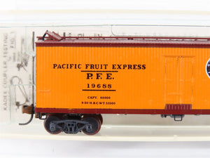 N Scale Micro-Trains/Kadee 47060 PFE Pacific Fruit 40' Reefer #19688 Weathered