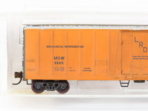 N Scale Micro-Trains/Kadee 70040 MILW Milwaukee Road 51' Reefer #9778 Weathered
