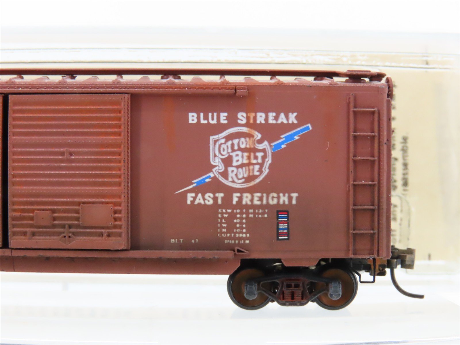 N Scale Micro-Trains MTL 23030 SSW Cotton Belt 40' Boxcar #46478 Weathered