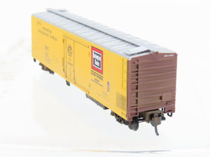 N Scale Micro-Trains/Kadee 69010 BREX Burlington 51' Reefer #5067 Weathered