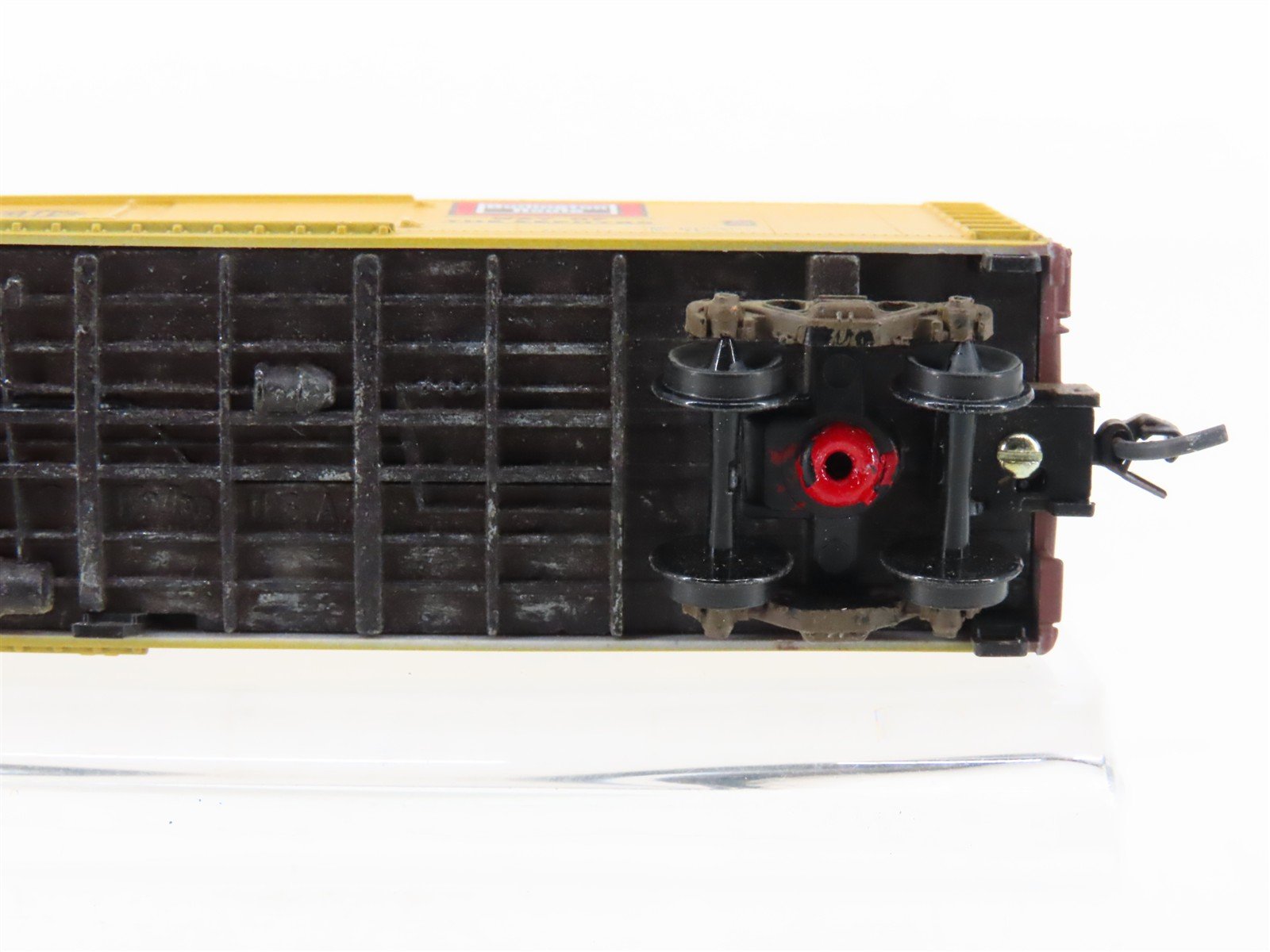N Scale Micro-Trains/Kadee 69010 BREX Burlington 51' Reefer #5067 Weathered