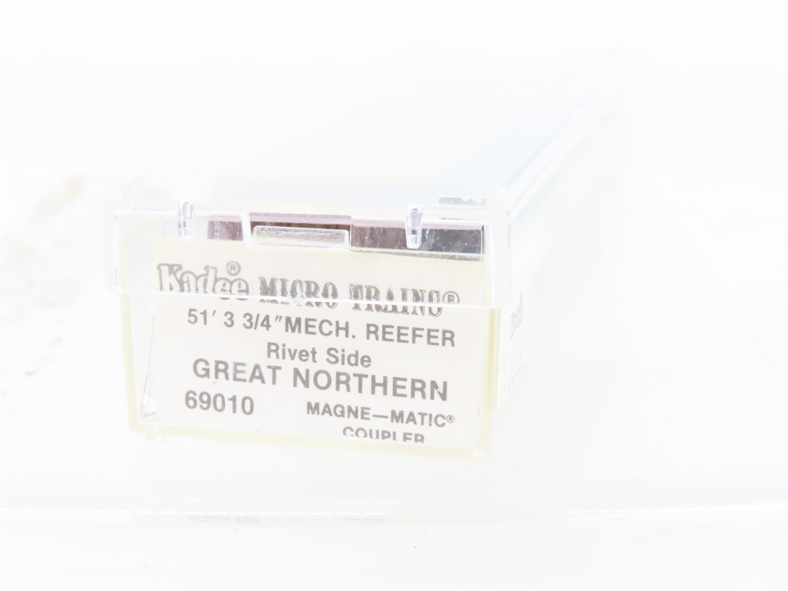 N Scale Micro-Trains/Kadee 69010 BREX Burlington 51' Reefer #5067 Weathered