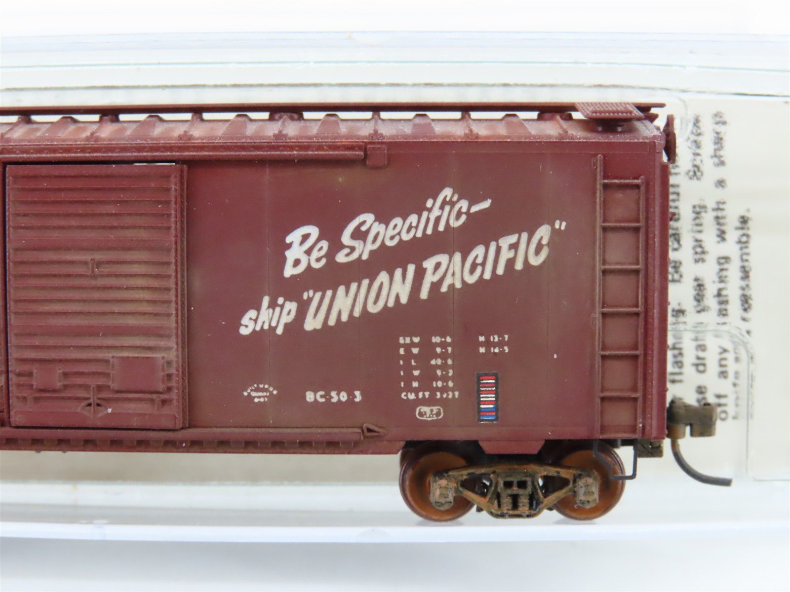 N Scale Micro-Trains/Kadee 22030 UP Union Pacific 40' Boxcar #110028 Weathered