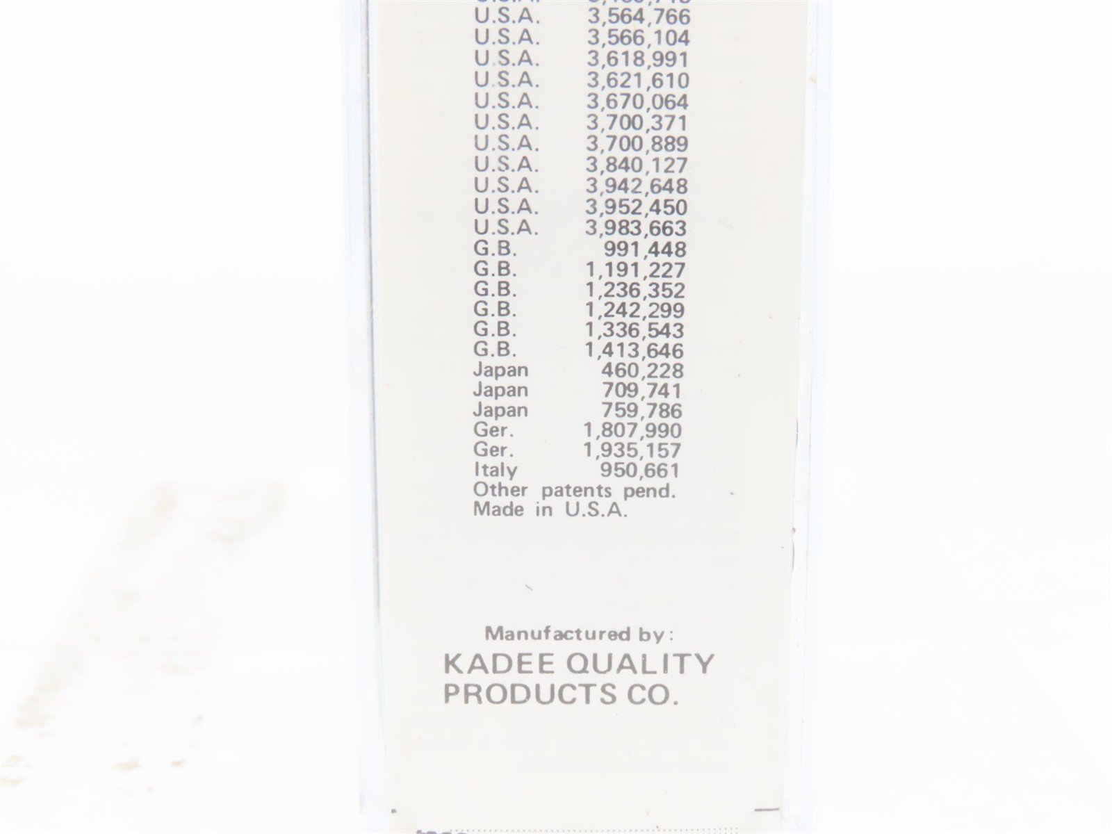 N Scale Micro-Trains/Kadee 22030 UP Union Pacific 40' Boxcar #110028 Weathered