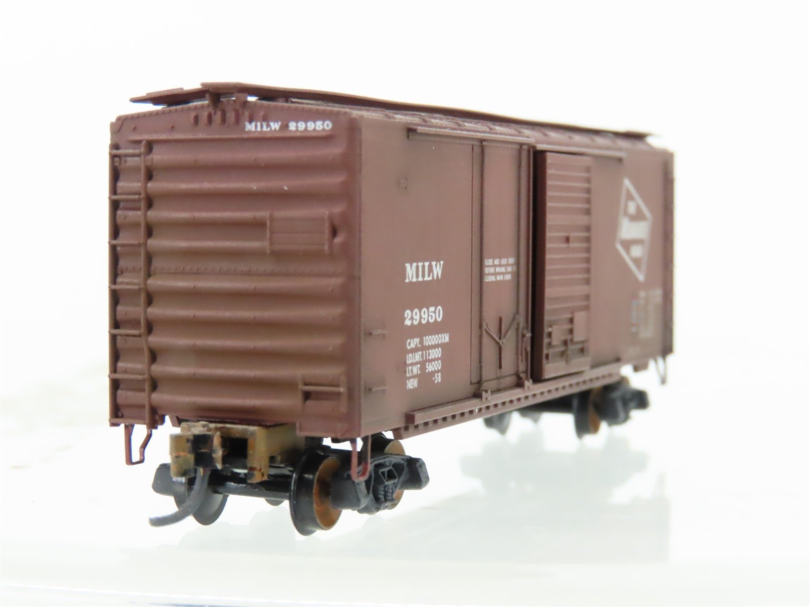 N Micro-Trains/Kadee 22180 MILW Milwaukee Road 40' Boxcar #29950 Weathered