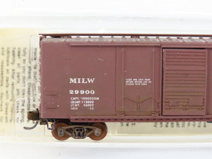 N Scale Micro-Trains 22180 MILW Milwaukee Road 40' Boxcar #29900 Weathered