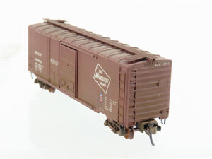 N Scale Micro-Trains 22180 MILW Milwaukee Road 40' Boxcar #29900 Weathered