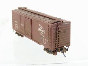 N Scale Micro-Trains 22180 MILW Milwaukee Road 40' Boxcar #29900 Weathered