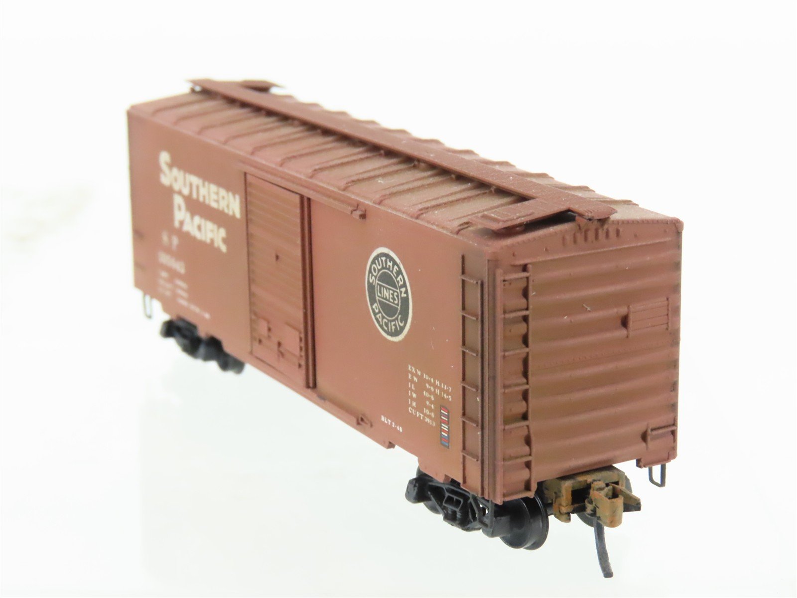 N Micro-Trains/Kadee 20093-1 SP Southern Pacific 40' Boxcar #105043 Weathered