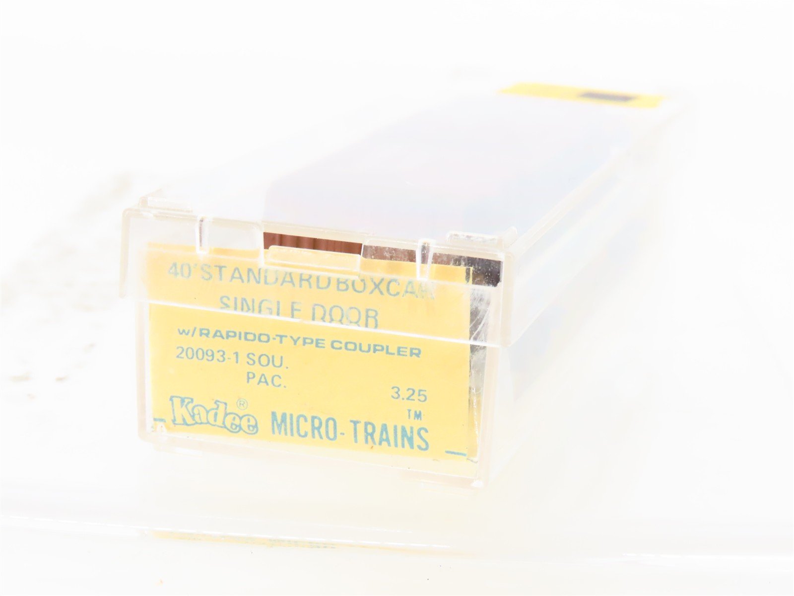 N Micro-Trains/Kadee 20093-1 SP Southern Pacific 40' Boxcar #105043 Weathered